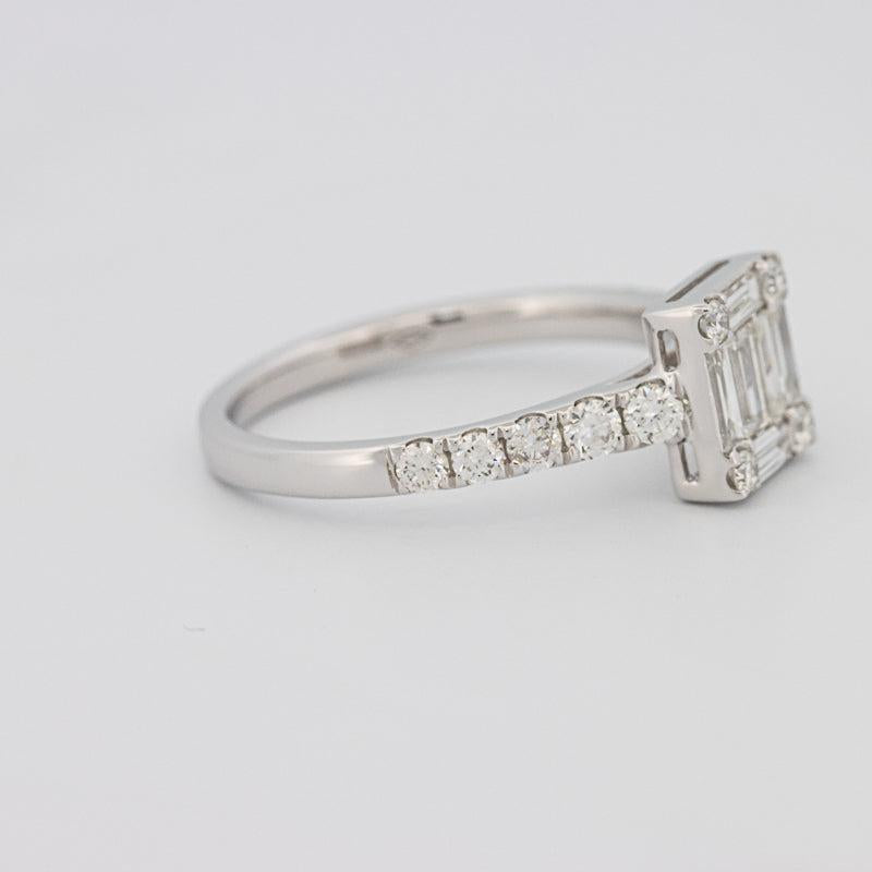 Invisible square diamond ring