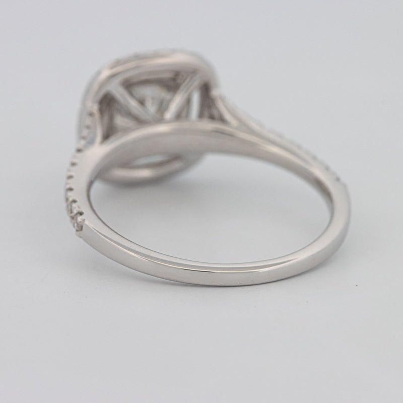 "Bella" Halo Solitaire (medium) - ZIZOV DIAMONDS