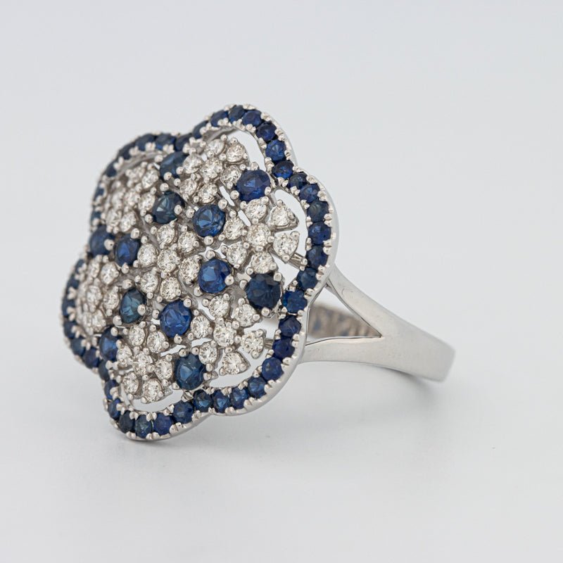 Blue Sapphire and Diamond Flower Ring - ZIZOV DIAMONDS