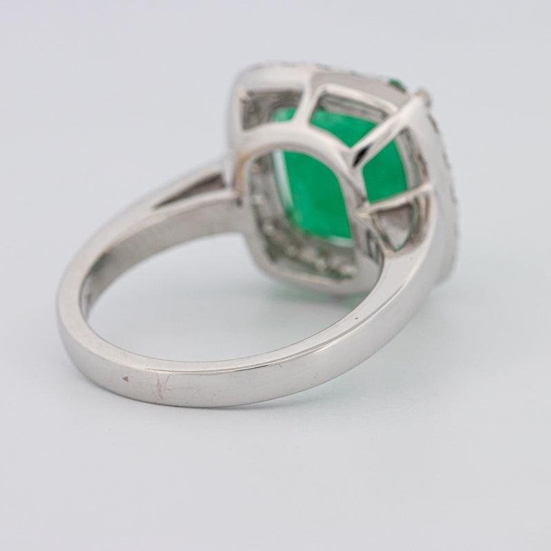 Colombian Green Emerald Ring - ZIZOV DIAMONDS