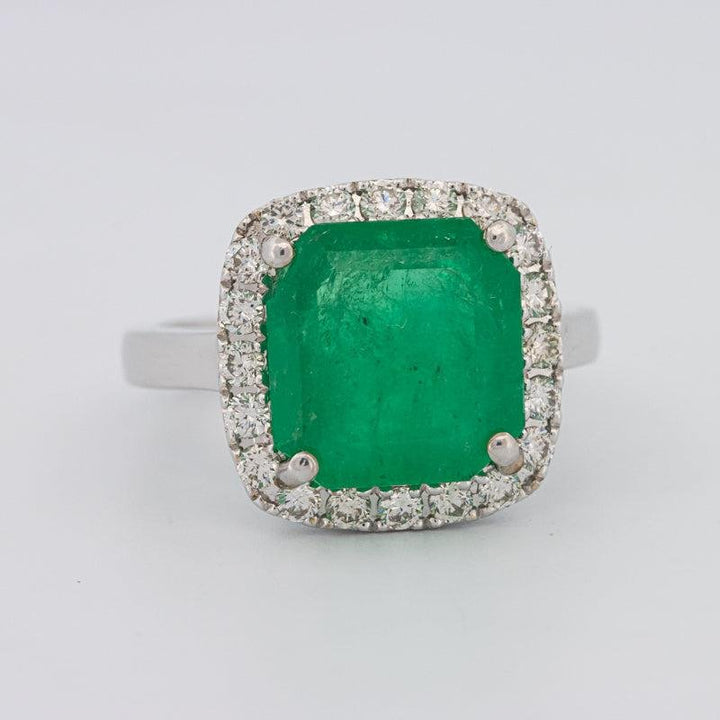 Colombian Green Emerald Ring - ZIZOV DIAMONDS