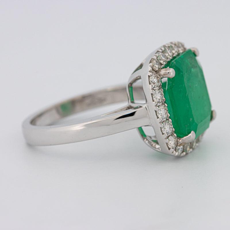 Colombian Green Emerald Ring - ZIZOV DIAMONDS