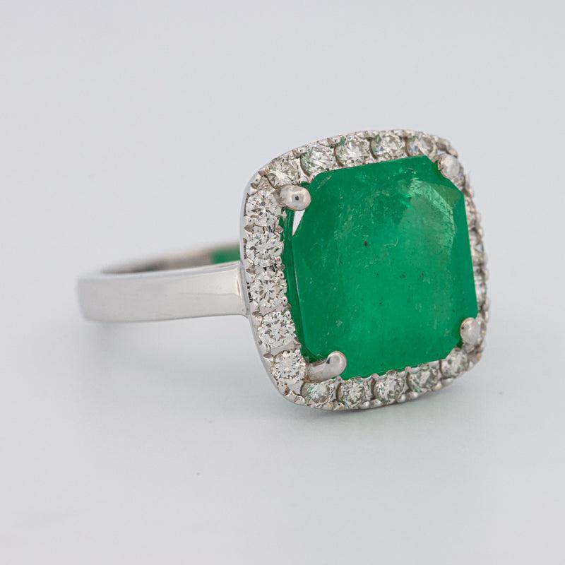 Colombian Green Emerald Ring - ZIZOV DIAMONDS