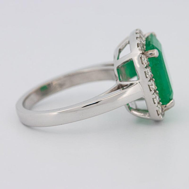 Colombian Green Emerald Ring - ZIZOV DIAMONDS