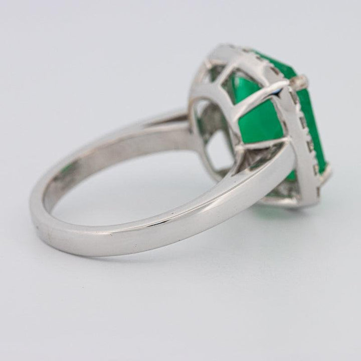 Colombian Green Emerald Ring - ZIZOV DIAMONDS