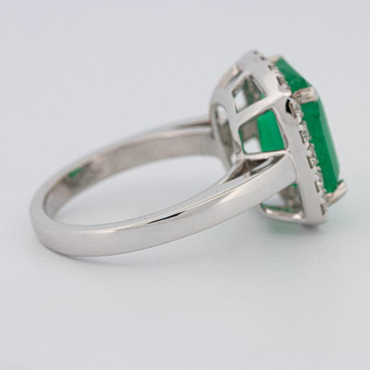Colombian Green Emerald Ring - ZIZOV DIAMONDS