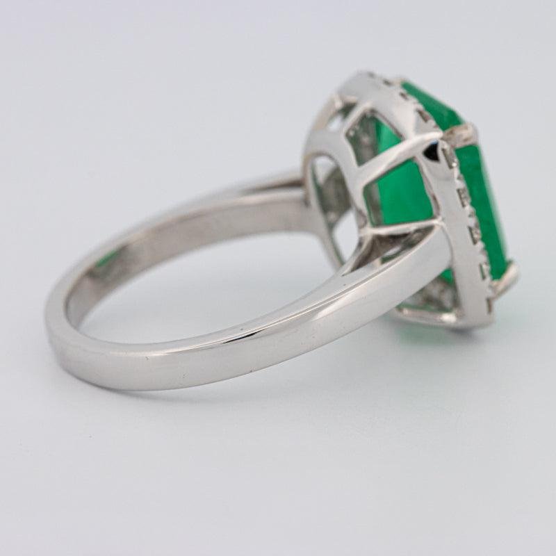 Colombian Green Emerald Ring - ZIZOV DIAMONDS