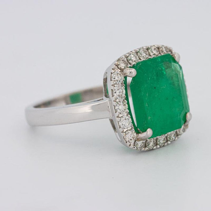 Colombian Green Emerald Ring - ZIZOV DIAMONDS
