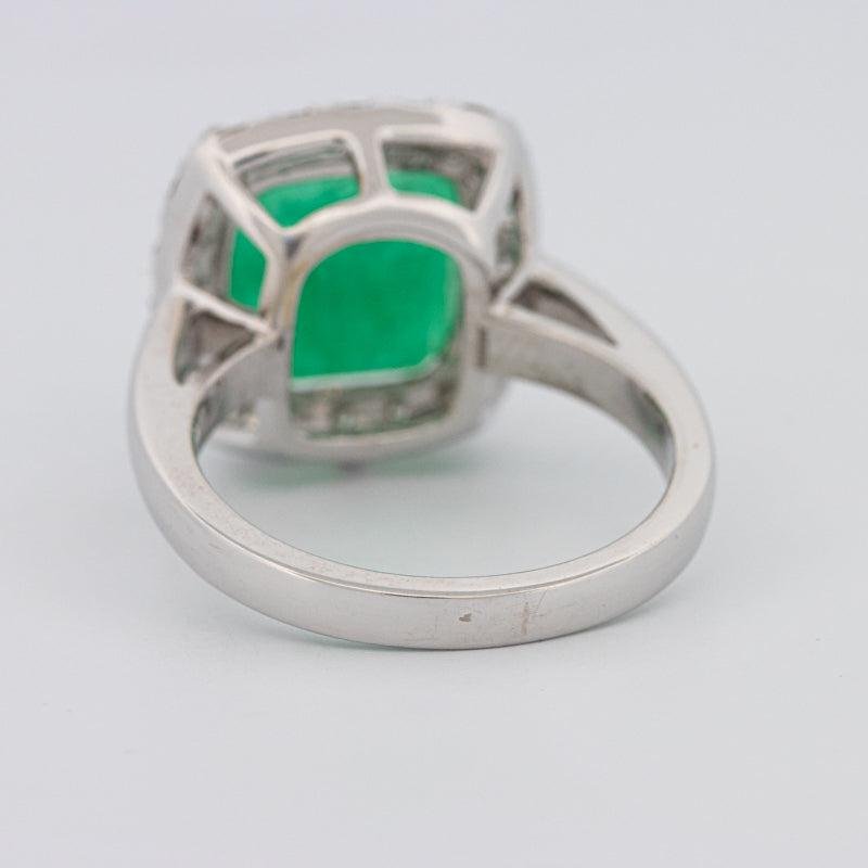 Colombian Green Emerald Ring - ZIZOV DIAMONDS