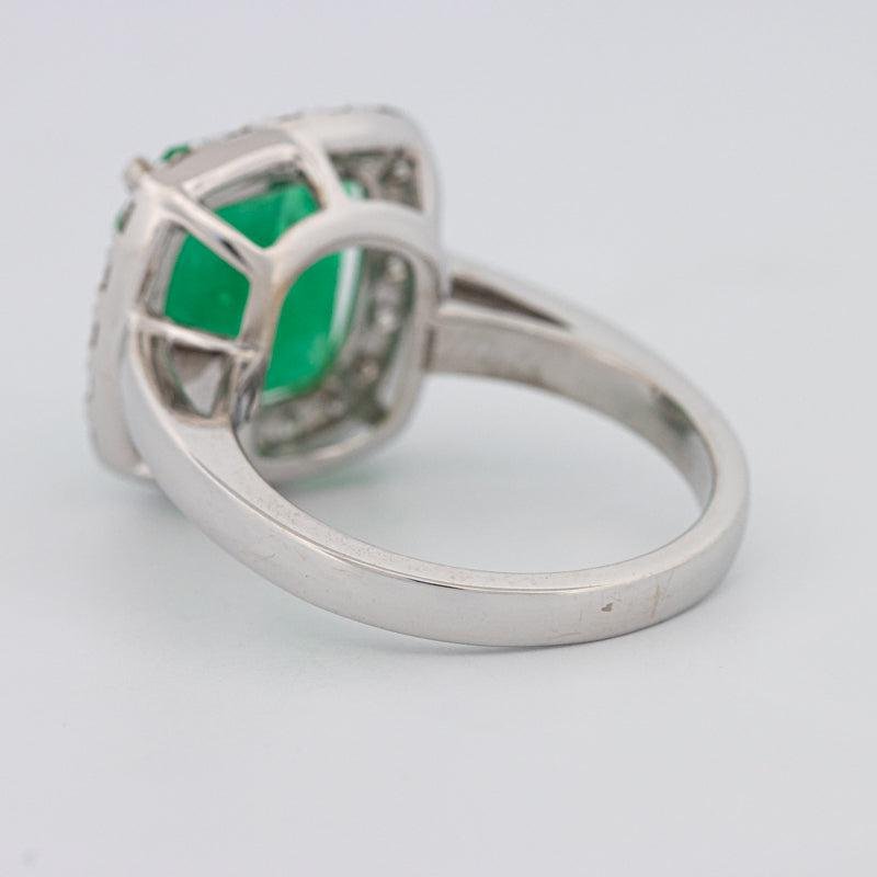 Colombian Green Emerald Ring - ZIZOV DIAMONDS