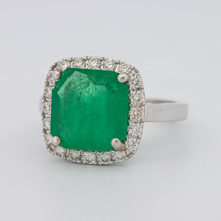 Colombian Green Emerald Ring - ZIZOV DIAMONDS