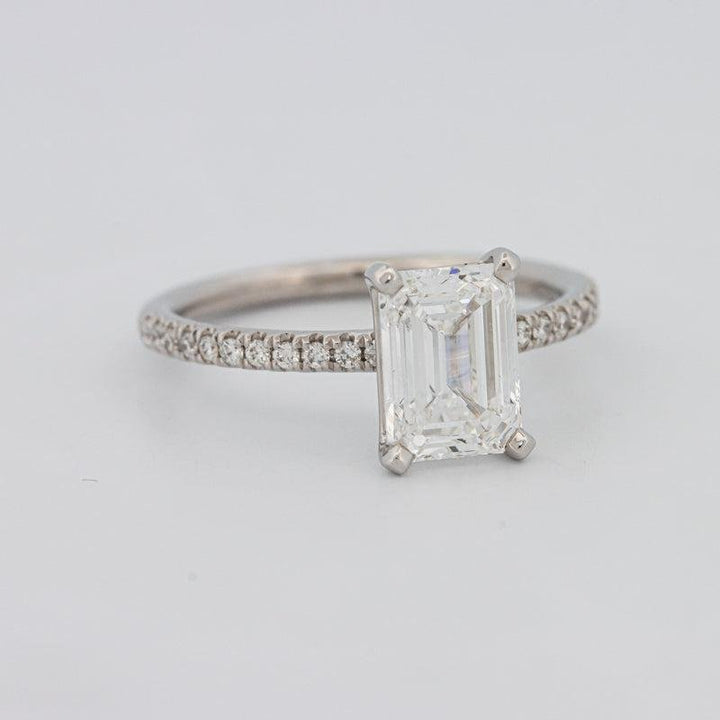 "Hailey" Solitaire - ZIZOV DIAMONDS