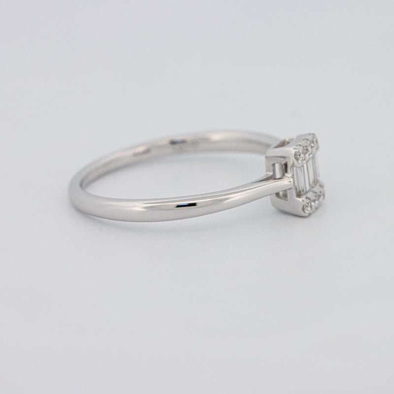 Invisible Emerald Diamond Ring - ZIZOV DIAMONDS