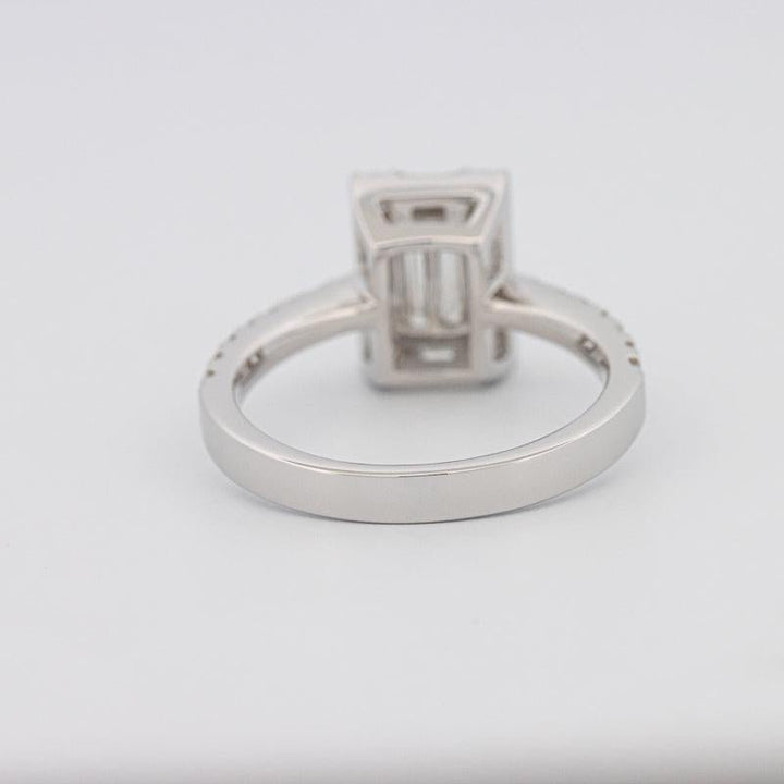 Invisible Emerald Diamond Ring - ZIZOV DIAMONDS