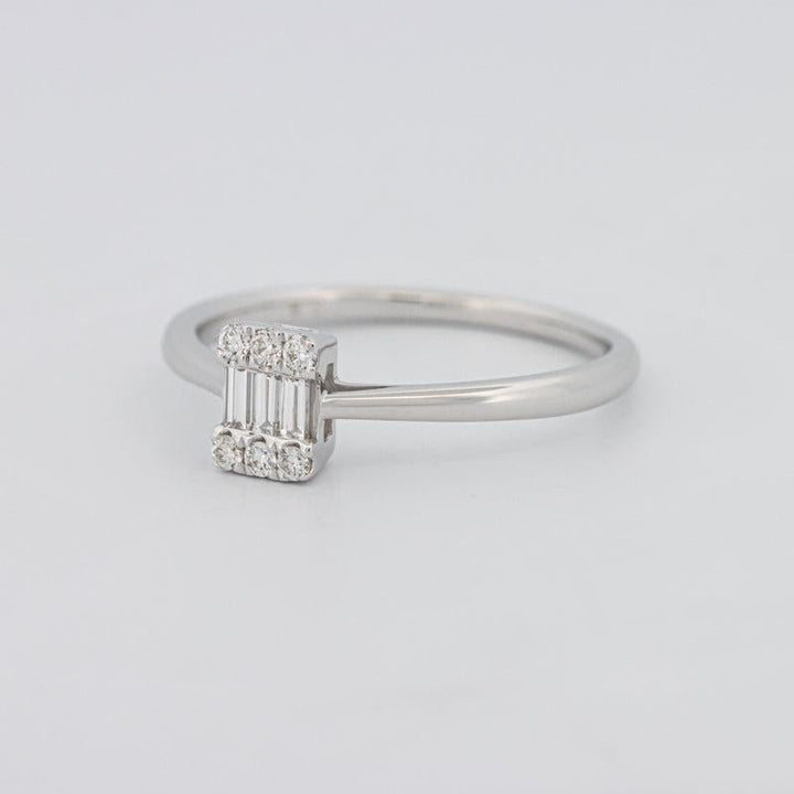 Invisible Emerald Diamond Ring - ZIZOV DIAMONDS