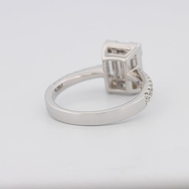 Invisible Emerald Diamond Ring - ZIZOV DIAMONDS