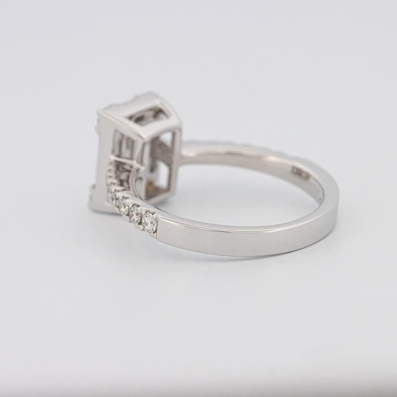 Invisible Emerald Diamond Ring - ZIZOV DIAMONDS