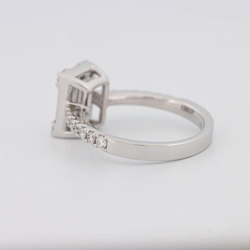 Invisible Emerald Diamond Ring - ZIZOV DIAMONDS