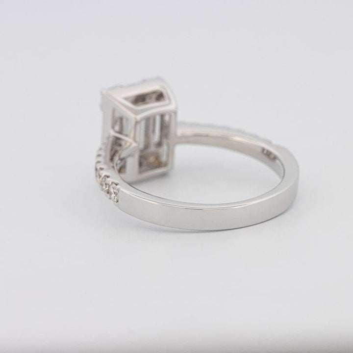 Invisible Emerald Diamond Ring - ZIZOV DIAMONDS