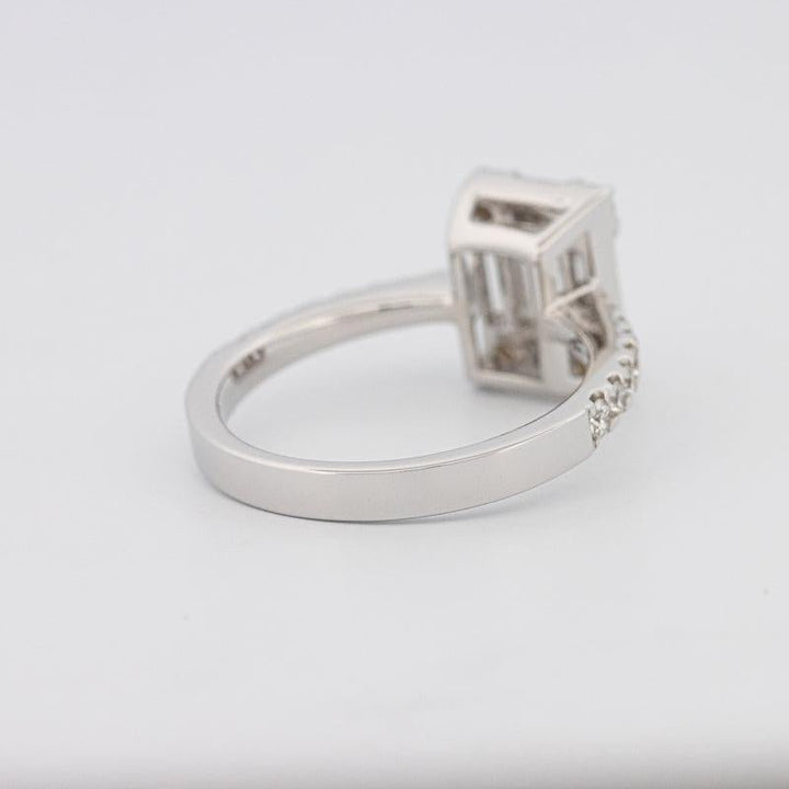 Invisible Emerald Diamond Ring - ZIZOV DIAMONDS