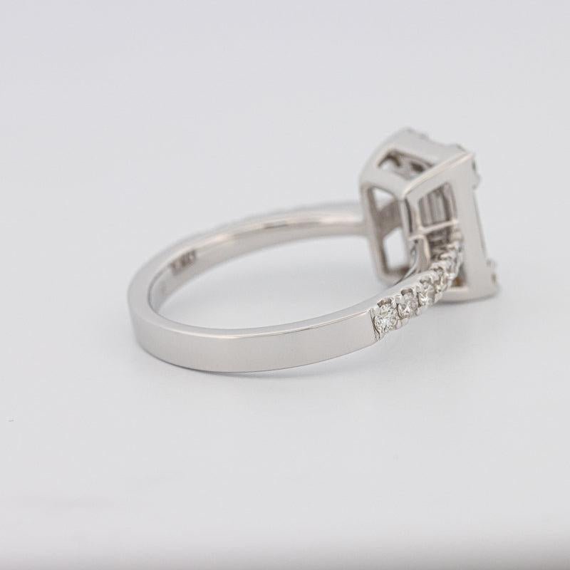 Invisible Emerald Diamond Ring - ZIZOV DIAMONDS