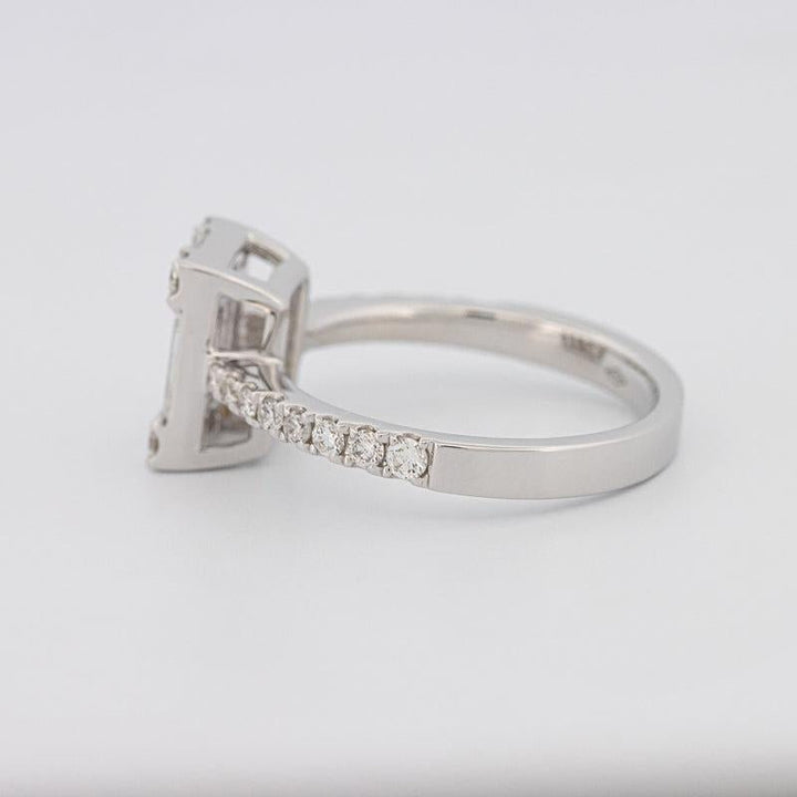 Invisible Emerald Diamond Ring - ZIZOV DIAMONDS