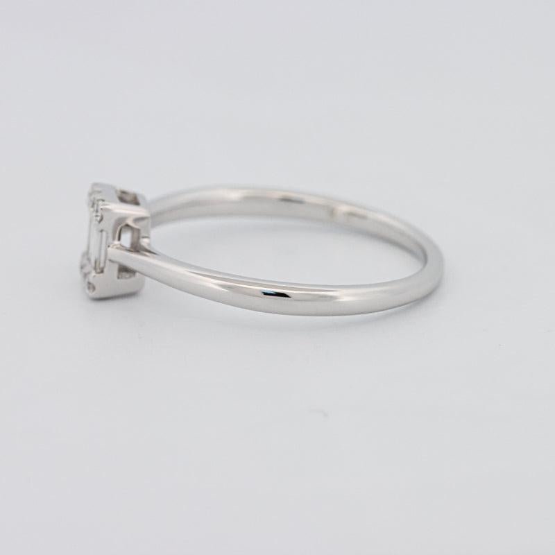 Invisible Emerald Diamond Ring - ZIZOV DIAMONDS