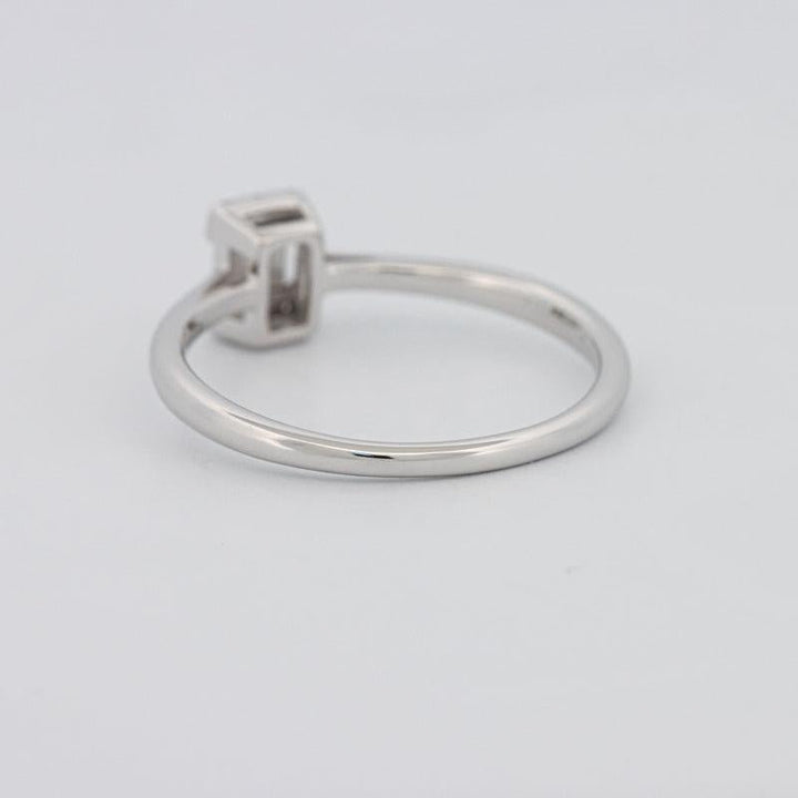 Invisible Emerald Diamond Ring - ZIZOV DIAMONDS