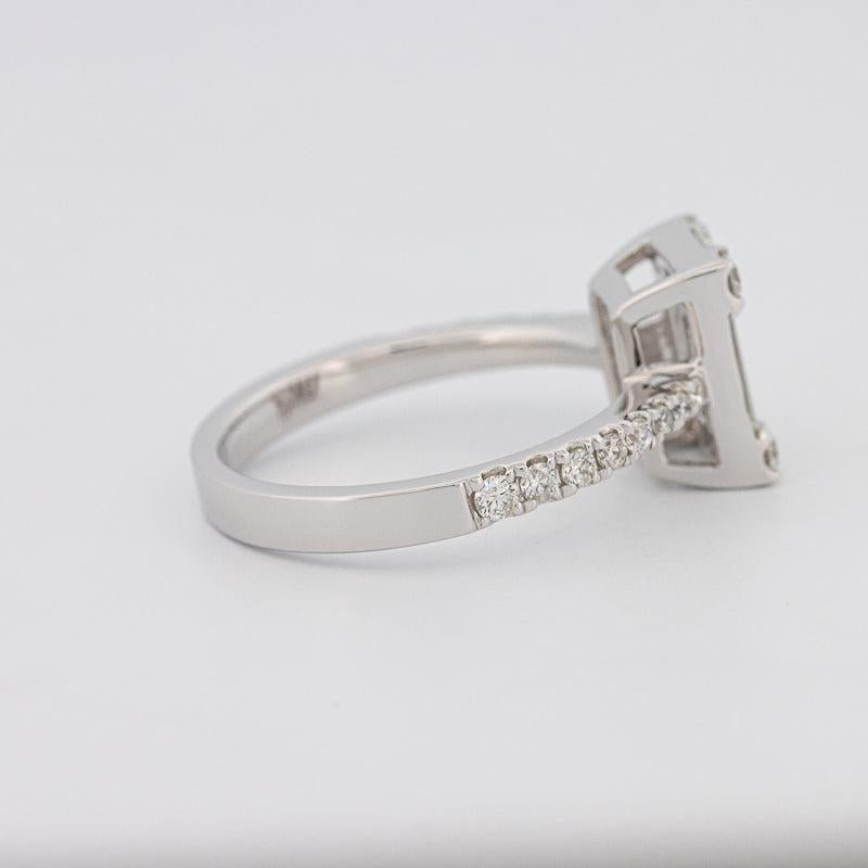 Invisible Emerald Diamond Ring - ZIZOV DIAMONDS