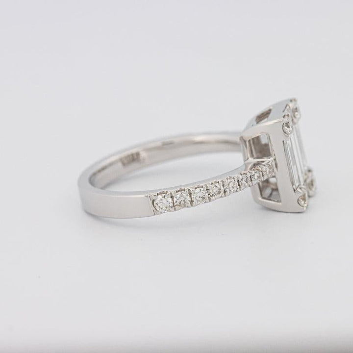 Invisible Emerald Diamond Ring - ZIZOV DIAMONDS