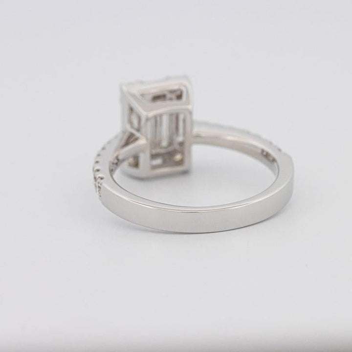 Invisible Emerald Diamond Ring - ZIZOV DIAMONDS