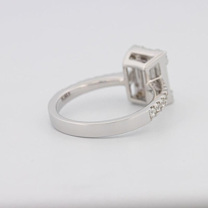 Invisible Emerald Diamond Ring - ZIZOV DIAMONDS