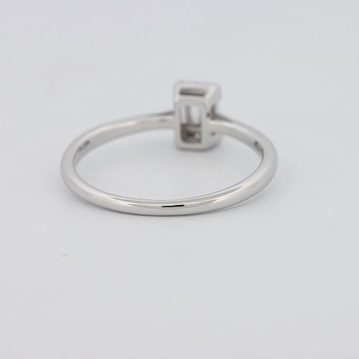 Invisible Emerald Diamond Ring - ZIZOV DIAMONDS