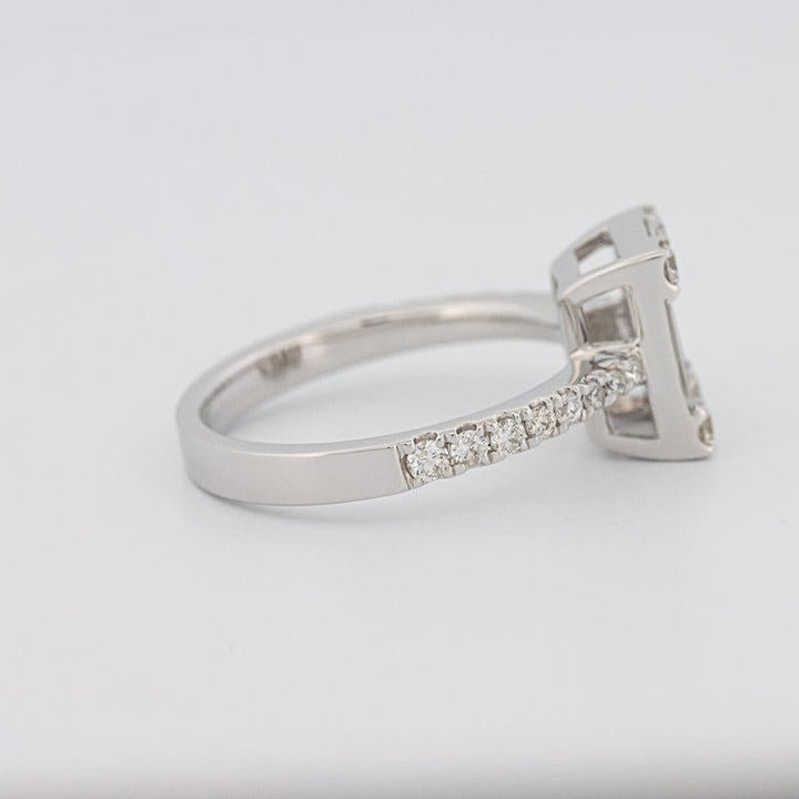 Invisible Emerald Diamond Ring - ZIZOV DIAMONDS