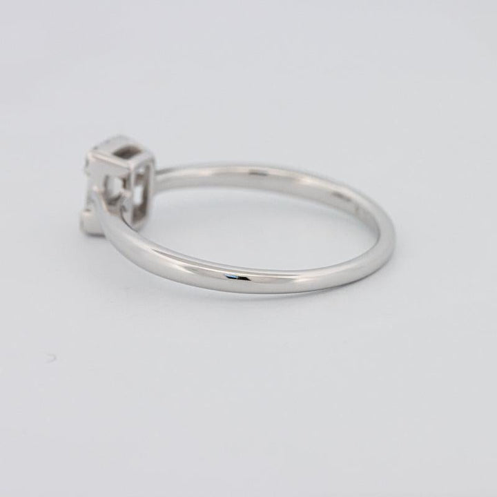 Invisible Emerald Diamond Ring - ZIZOV DIAMONDS