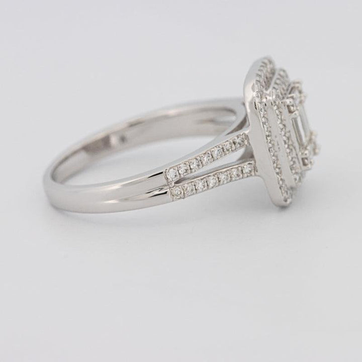 Invisible Halo Square Diamond with a Split Band - ZIZOV DIAMONDS