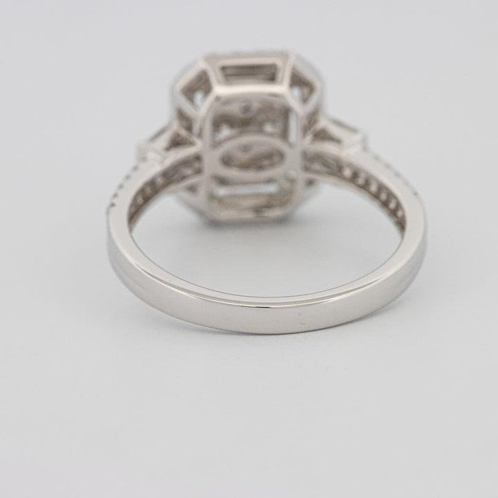 Invisible rectangular diamond ring with small baguettes - ZIZOV DIAMONDS