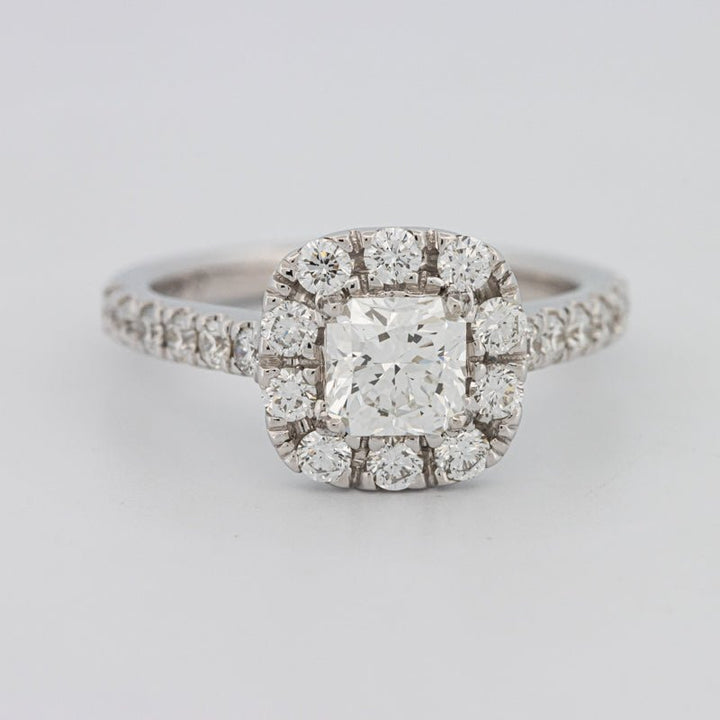 "Luna" Halo Solitaire - ZIZOV DIAMONDS