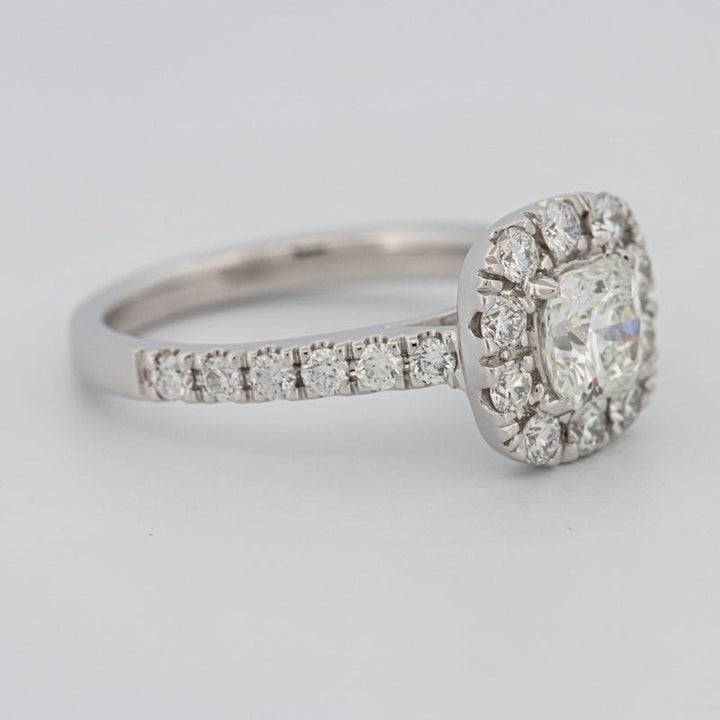 "Luna" Halo Solitaire - ZIZOV DIAMONDS