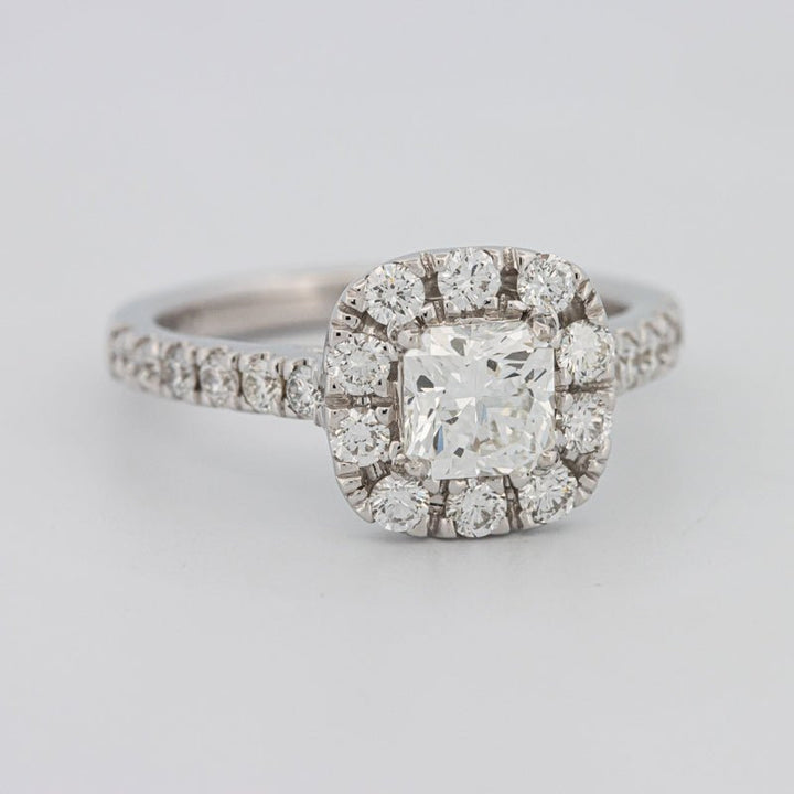 "Luna" Halo Solitaire - ZIZOV DIAMONDS