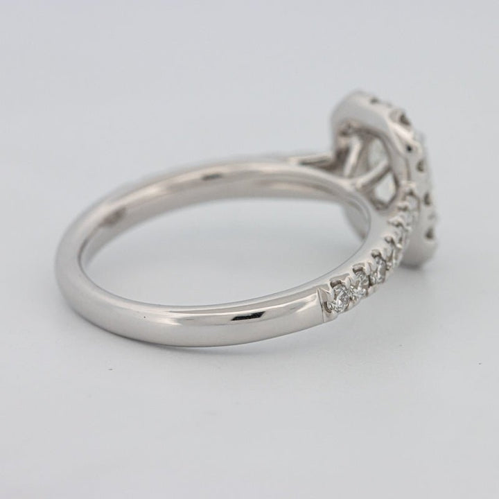 "Manal" Halo Solitaire - ZIZOV DIAMONDS