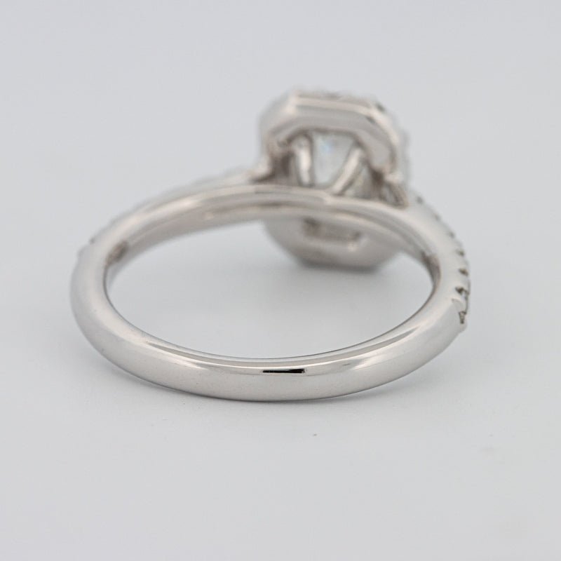 "Manal" Halo Solitaire - ZIZOV DIAMONDS