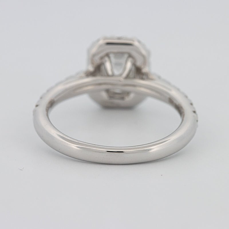 "Manal" Halo Solitaire - ZIZOV DIAMONDS