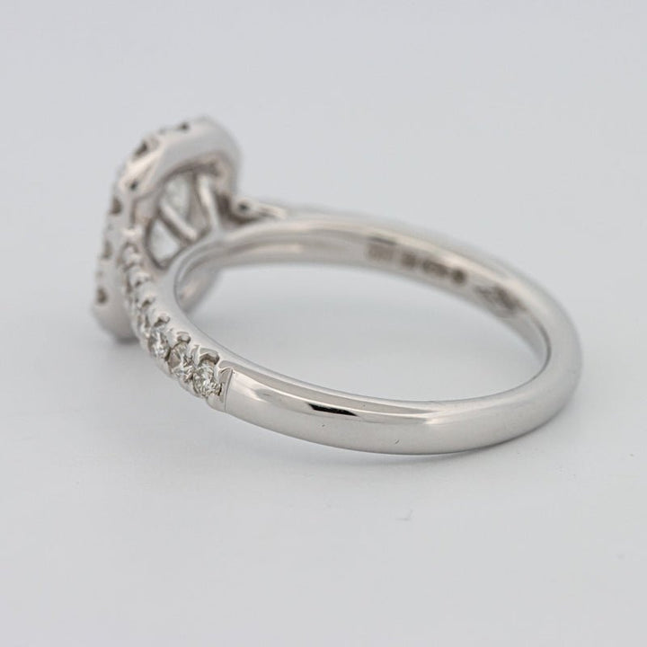 "Manal" Halo Solitaire - ZIZOV DIAMONDS