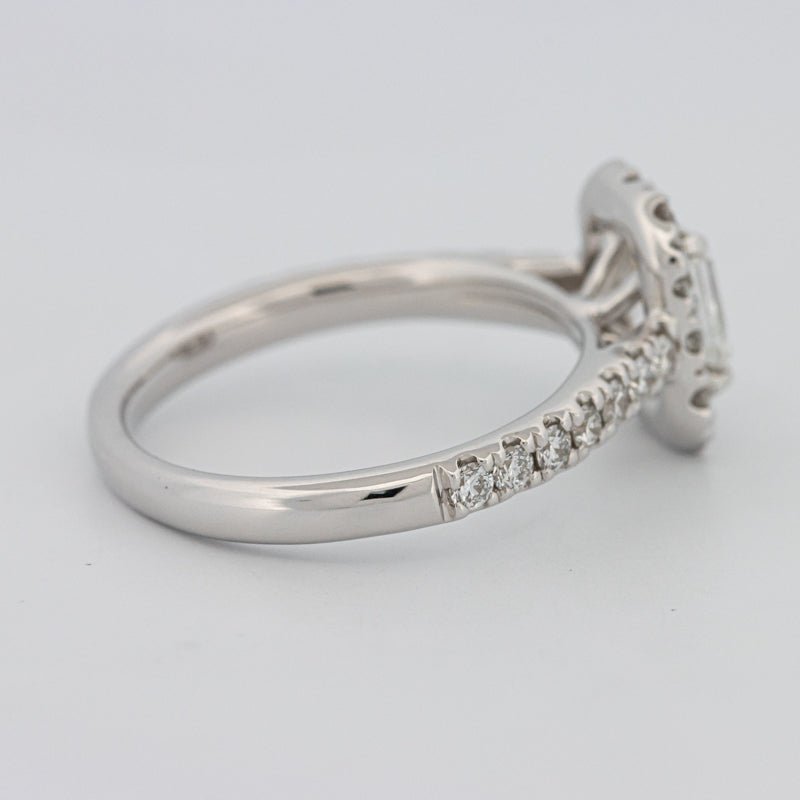 "Manal" Halo Solitaire - ZIZOV DIAMONDS