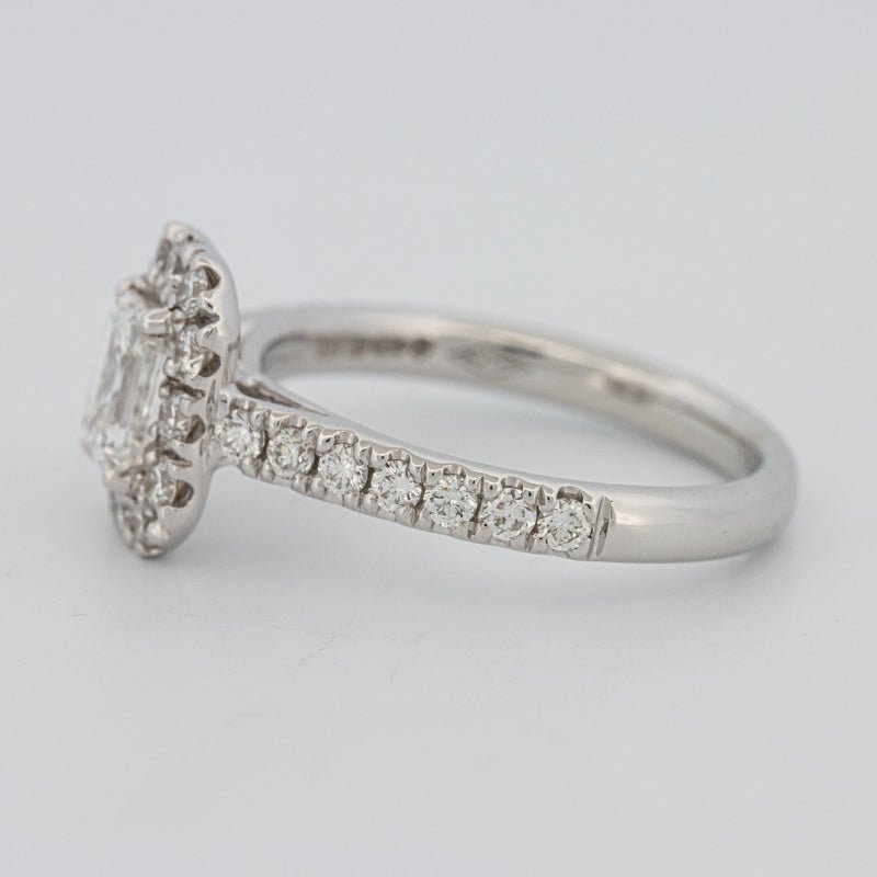 "Manal" Halo Solitaire - ZIZOV DIAMONDS