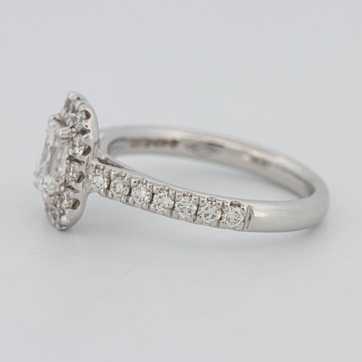 "Manal" Halo Solitaire - ZIZOV DIAMONDS