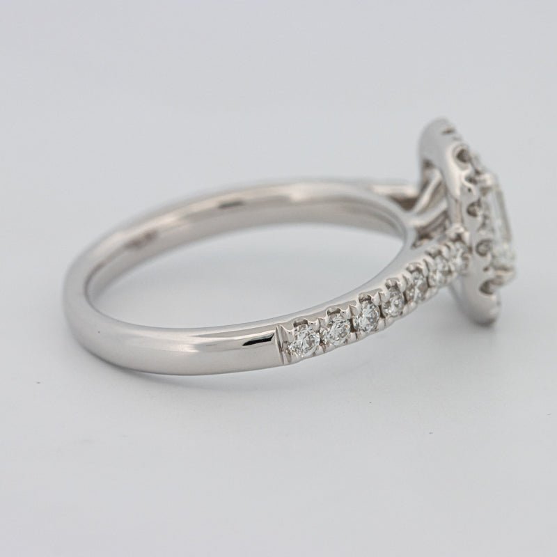 "Manal" Halo Solitaire - ZIZOV DIAMONDS