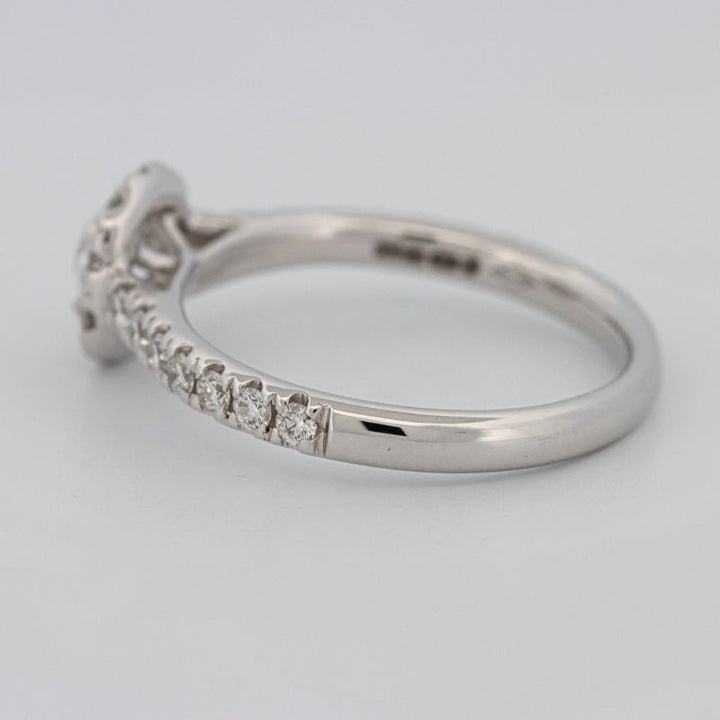 "Mathilda" Halo Solitaire - ZIZOV DIAMONDS