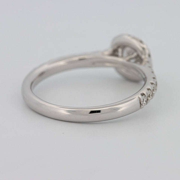 "Mathilda" Halo Solitaire - ZIZOV DIAMONDS